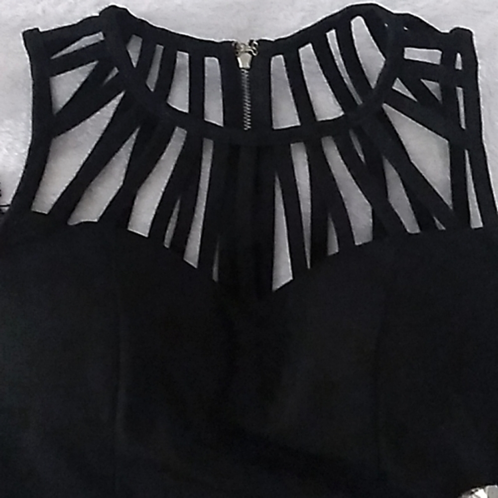 Pretty crop top - Picture 3 of 11